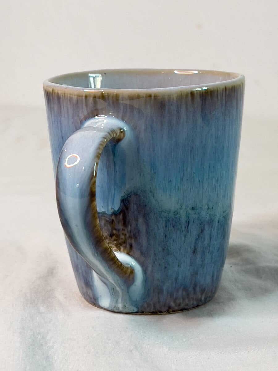 Keramik Tasse mit tollen blauen Farbverlauf mit braunen Akzenten perfekt geeignet für den Kaffee am morgen