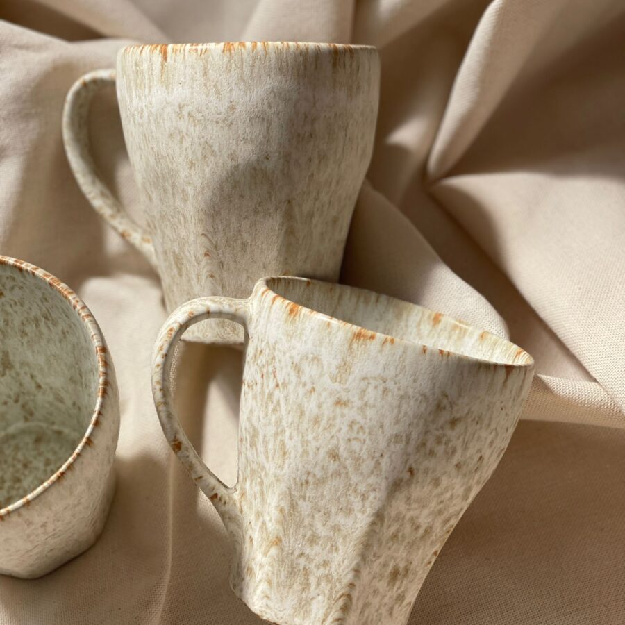 2 große Kaffeetassen aus der Cappuccino Kollektion