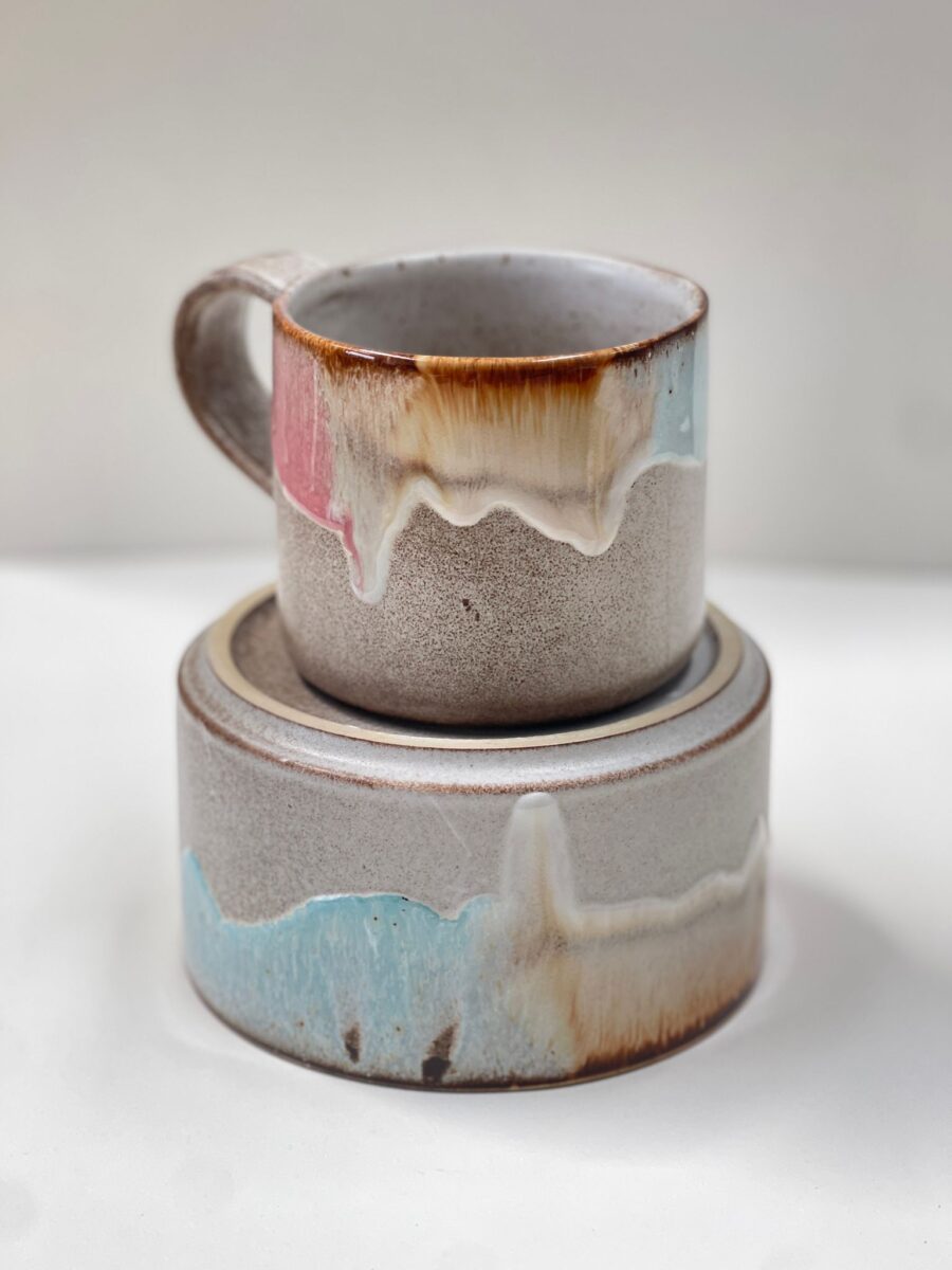 Keramik Geschirrset bestehend aus einer großen Tasse und einer Schüssel